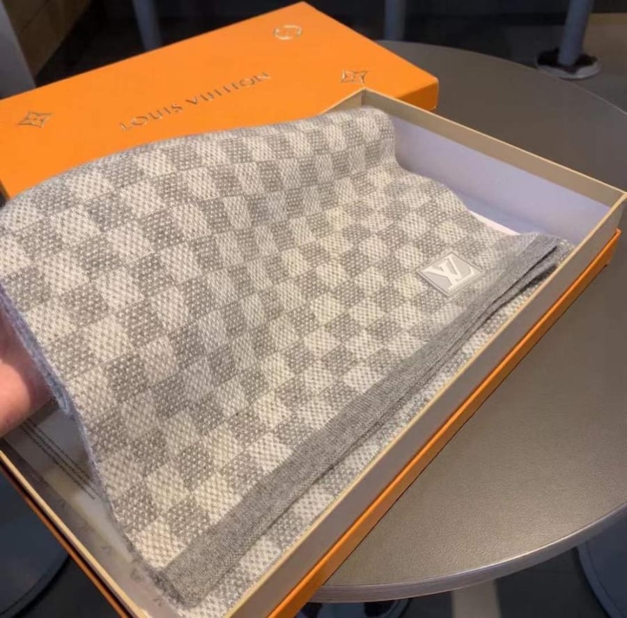Louis Vuitton- Scarf