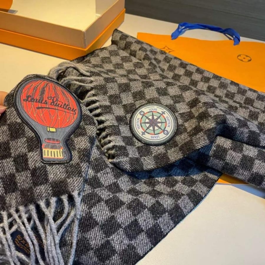 Louis Vuitton- Scarf