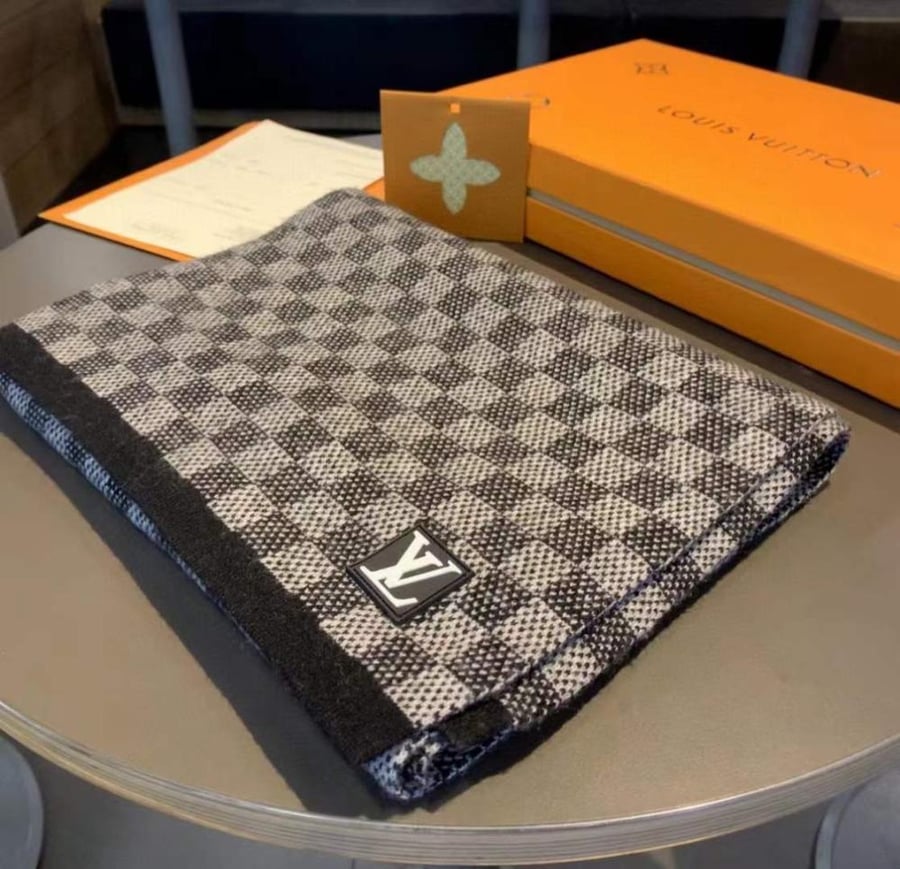 Louis Vuitton- Scarf