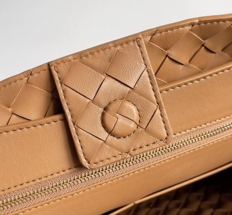 Medium Bottega Andiamo