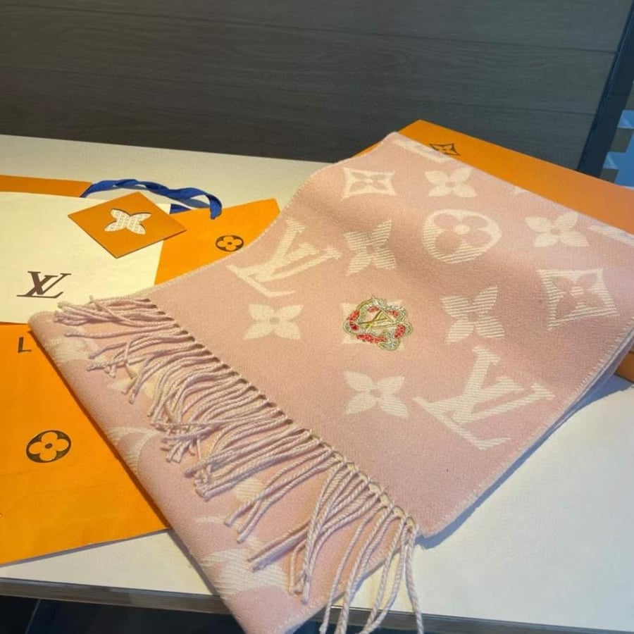Louis Vuitton- Scarf