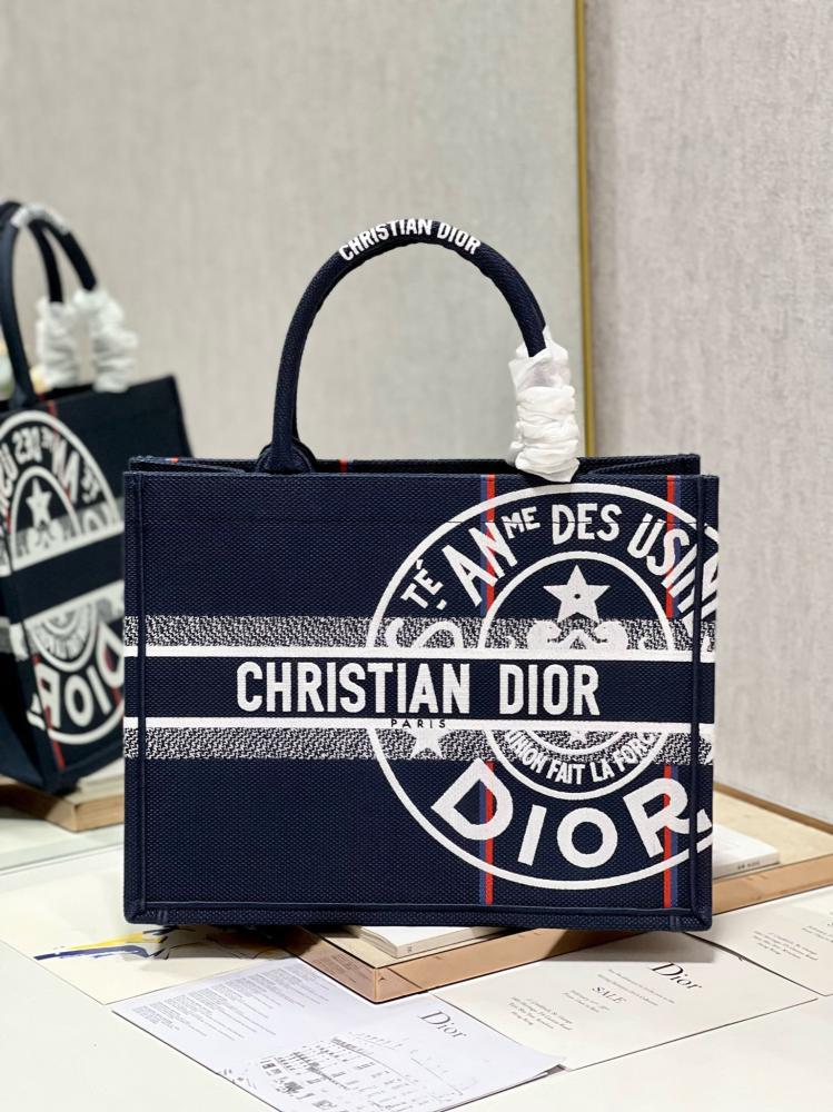 Medium Dior Book Tote