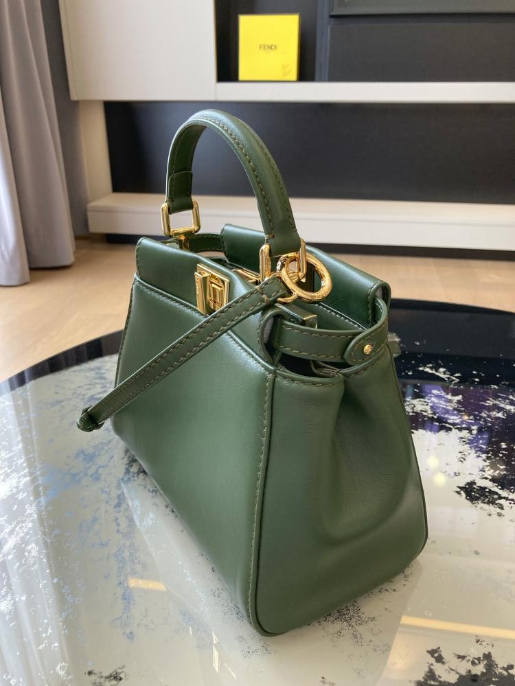 Fendi-Mini Peekaboo