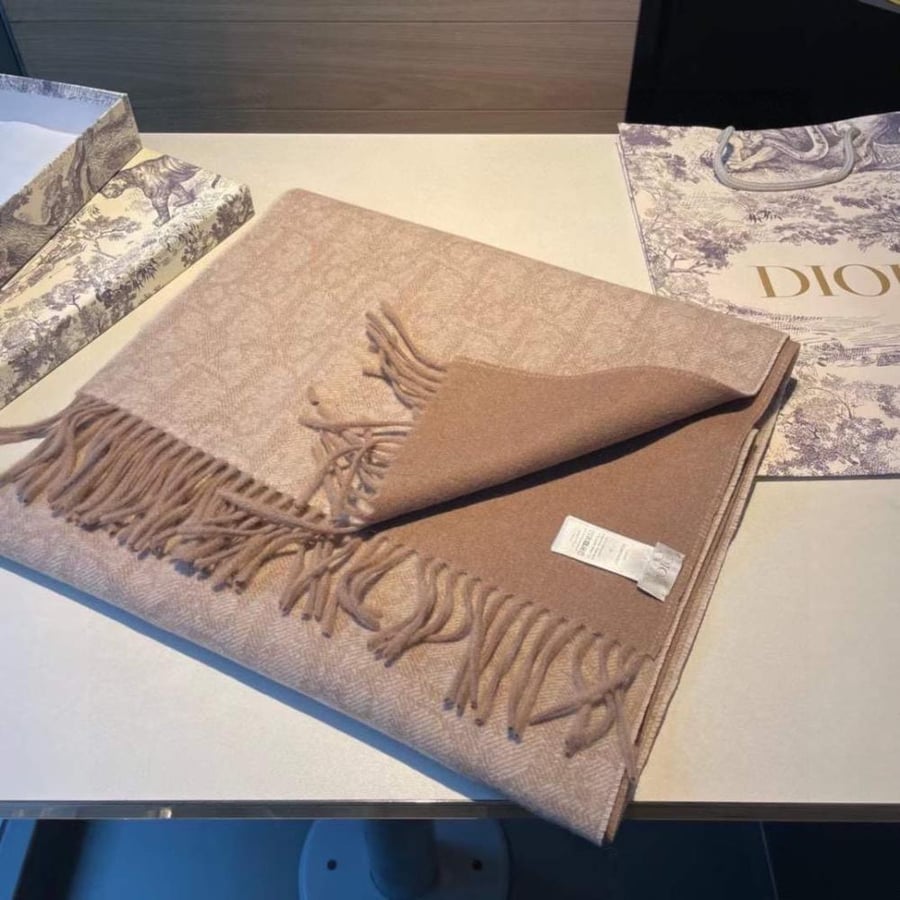 Dior- Scarf