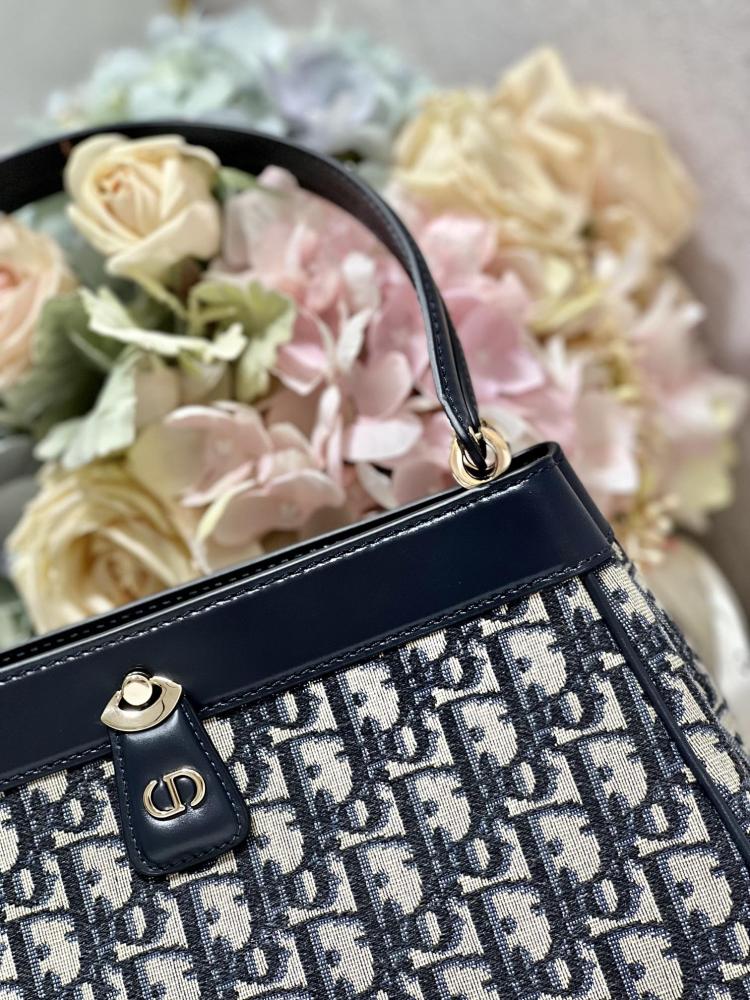 Christian Dior