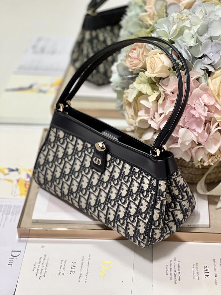 Christian Dior