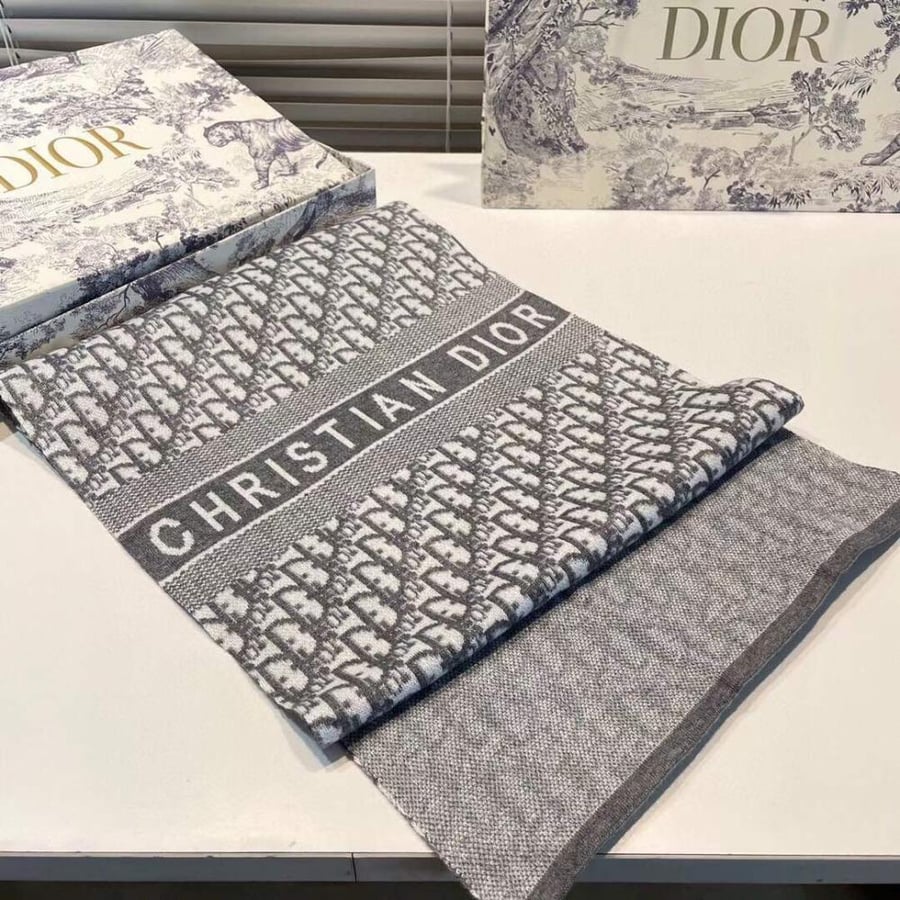 Dior- Scarf