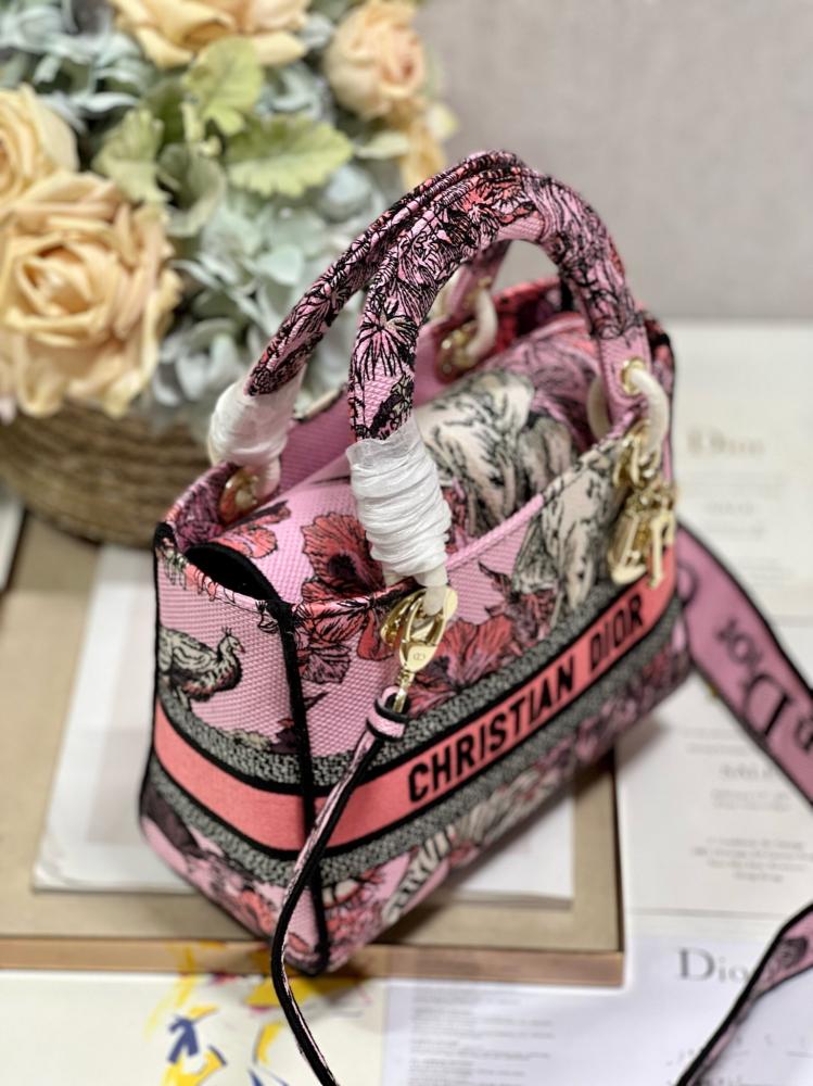 Small Christian Dior bag