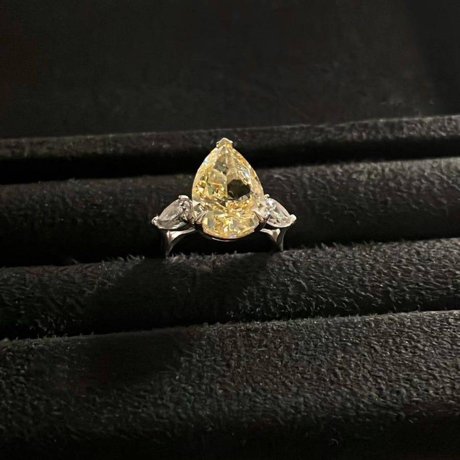 Pear cut yellow