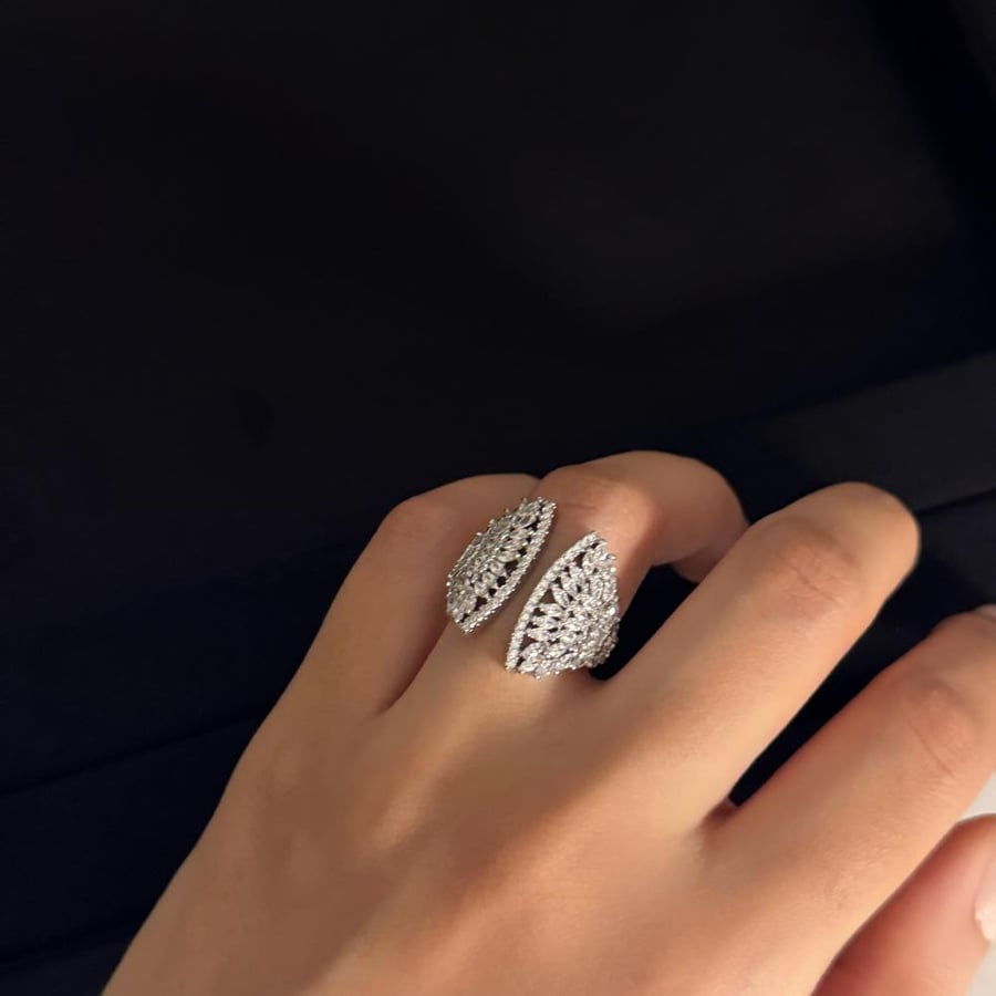 Zoya