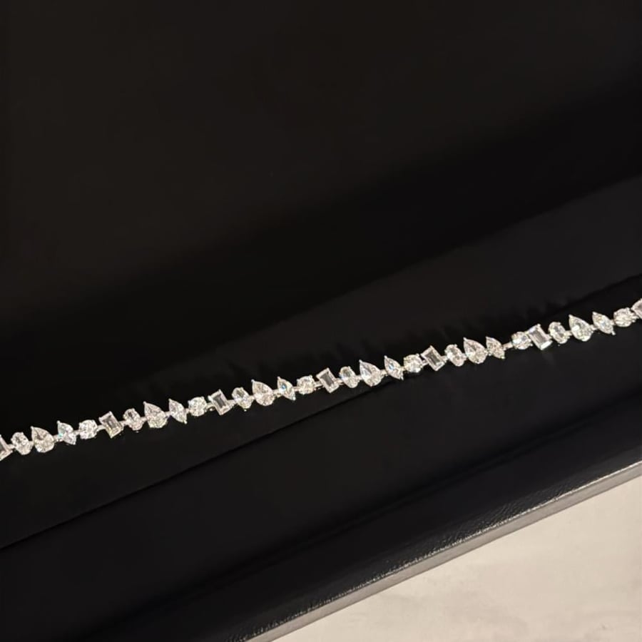 Tennis bracelet