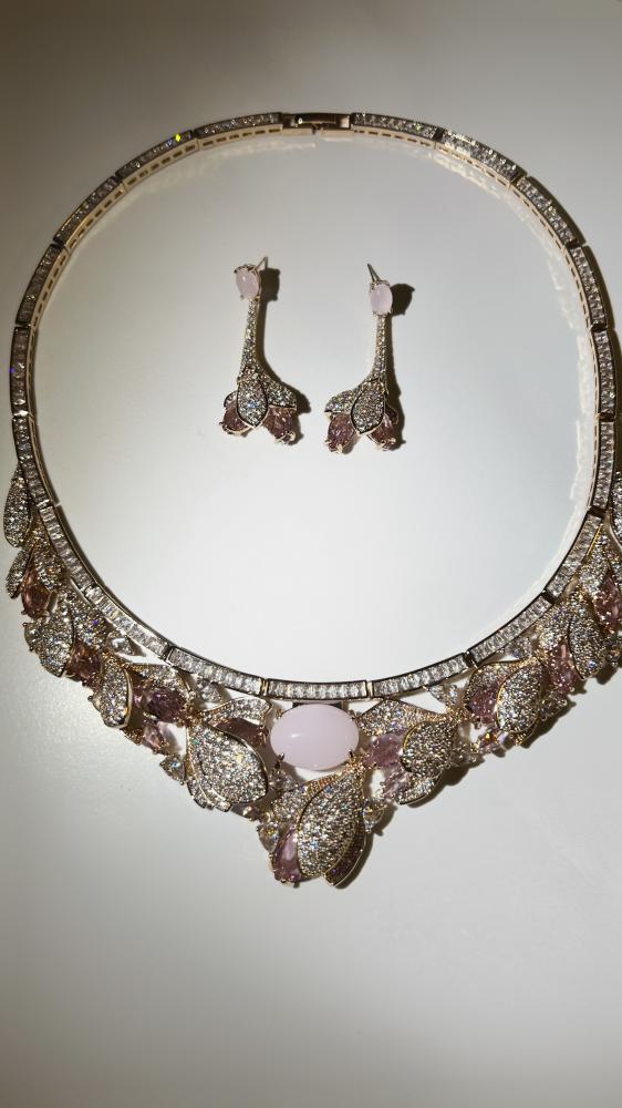 Baby pink night