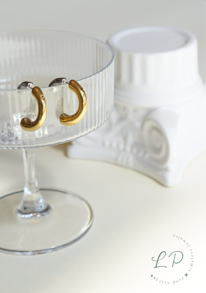 Helia Earring