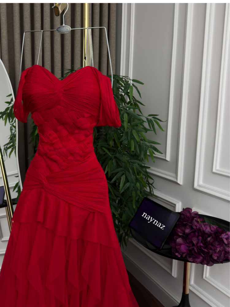Elegant chiffon evening dress