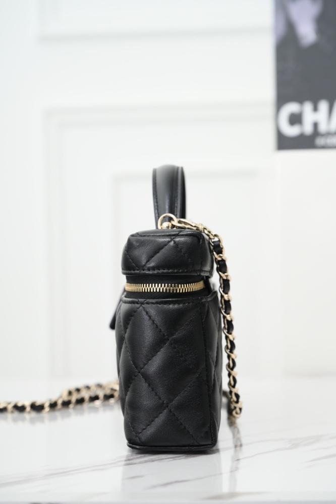 شنطة Chanel vanity