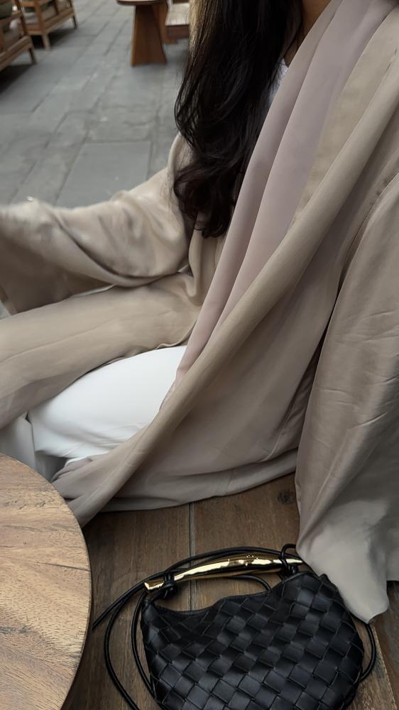 beige abaya