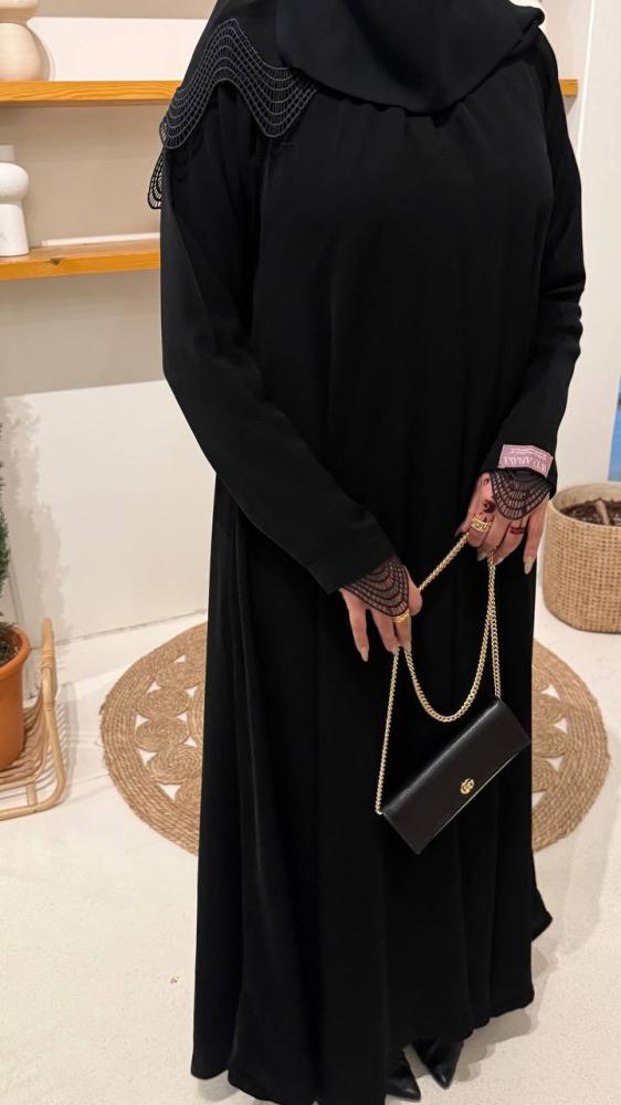 عباية شواقه