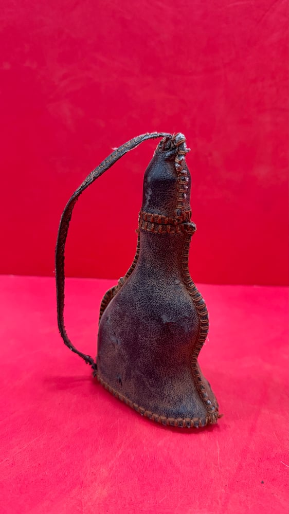 علبه عطر على شكل مذخر بارود
