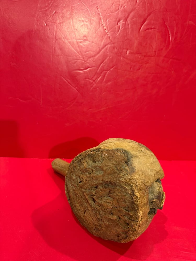 Capon or Megneh for pounding grains traditionally