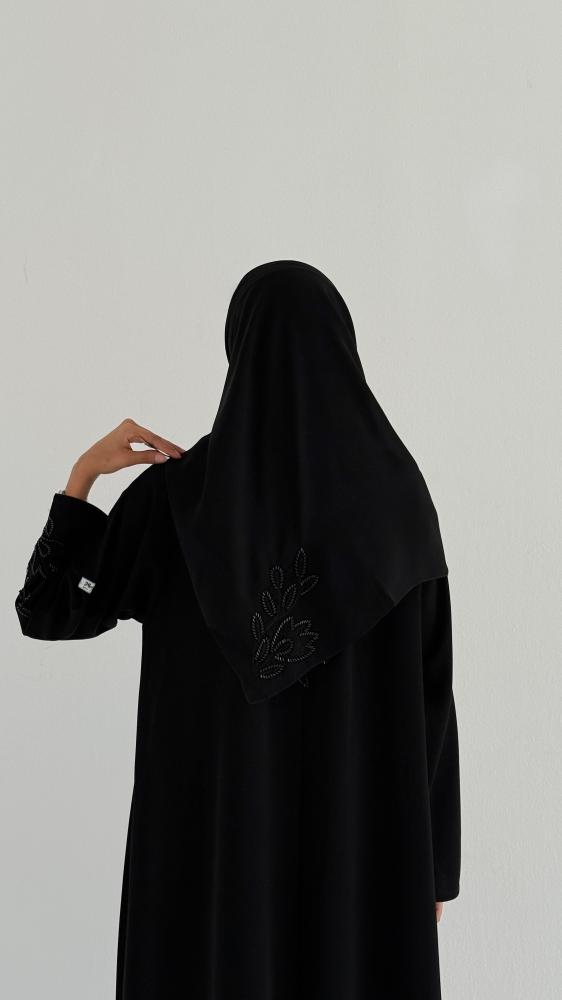 A Thief Abaya