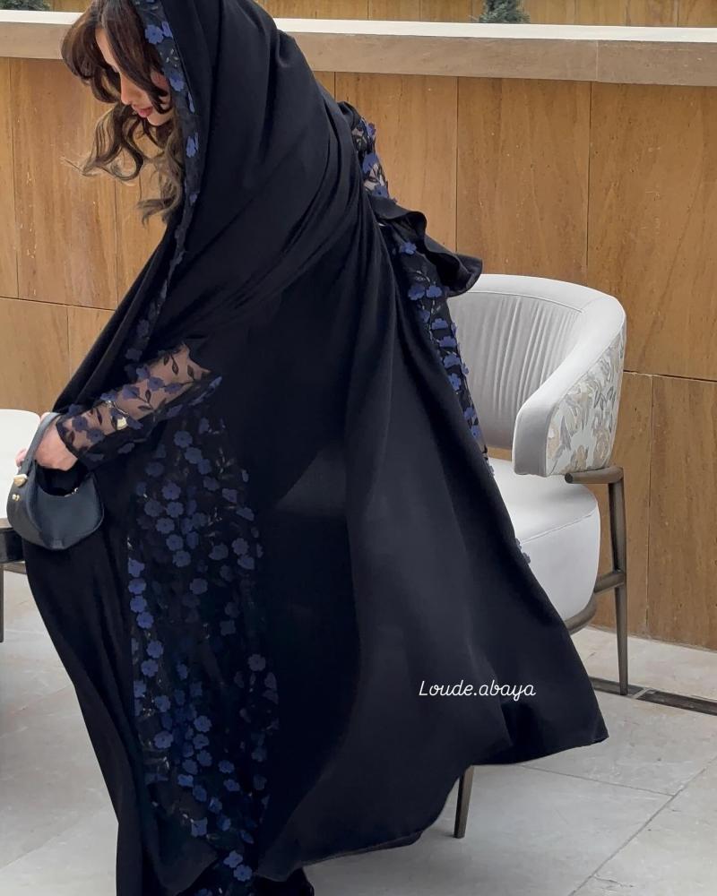 عباية كريب ملكي "القوت"