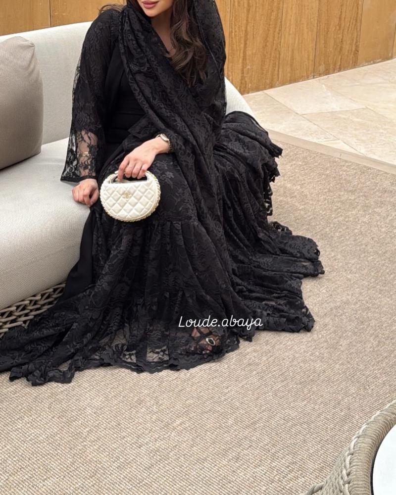 عباية نص كلوش “classic “