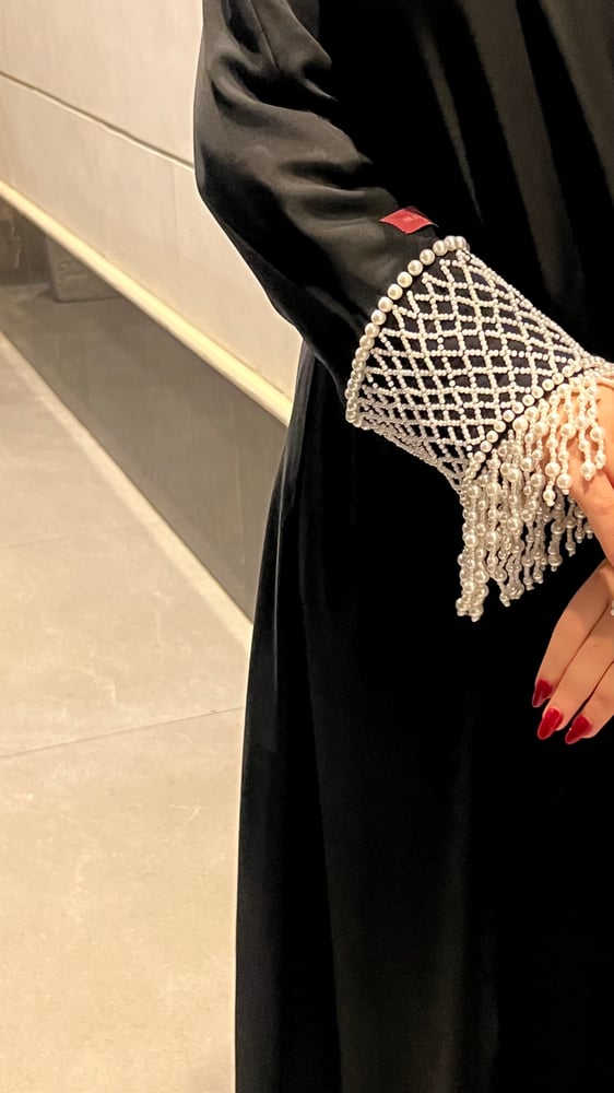 Lulu white abaya
