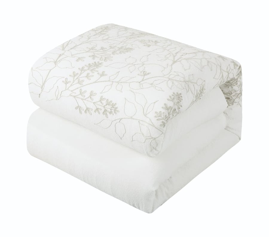 Bridal quilt set embroidered 9 pieces