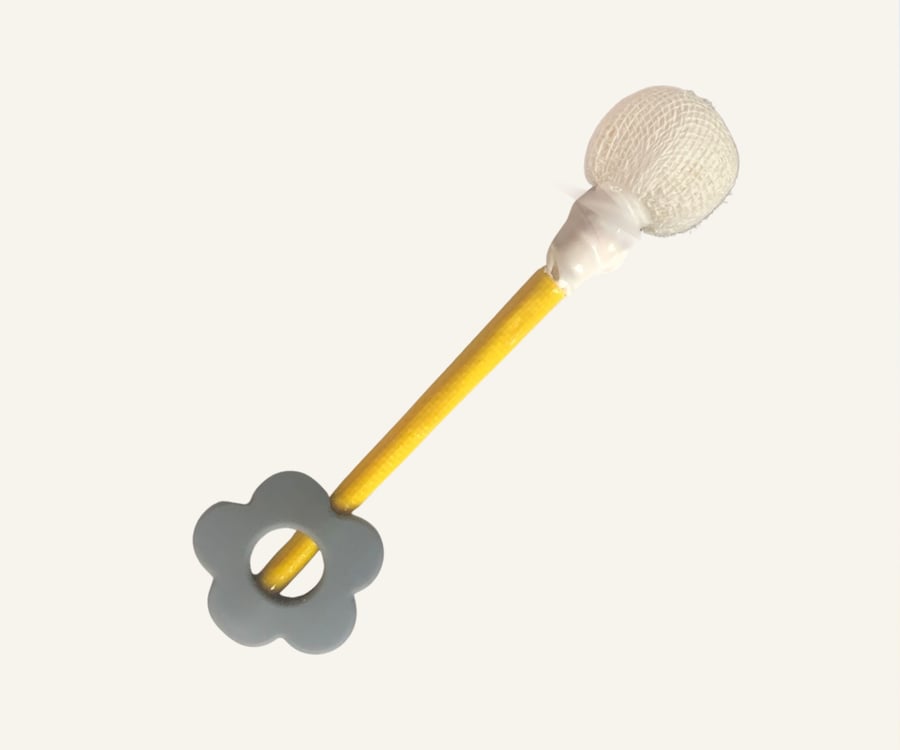 Silicone flower teether for children