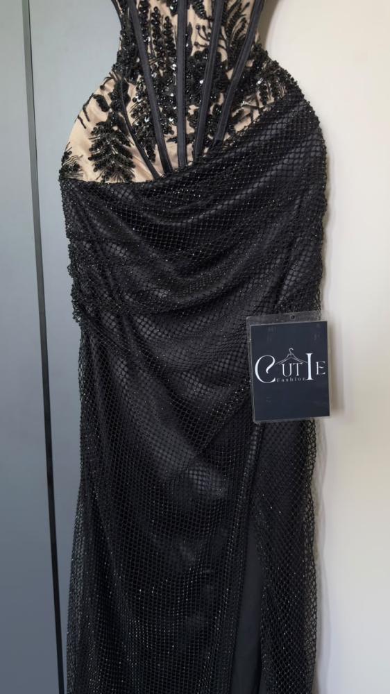 C931