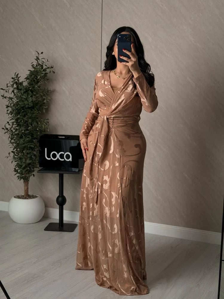 A soft dress with a lining