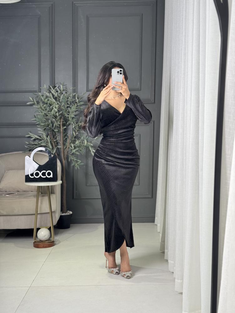 Soft dress in black color from Luca
