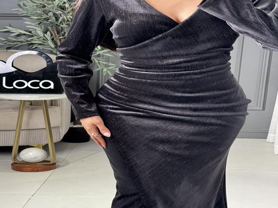 Soft dress in black color from Luca