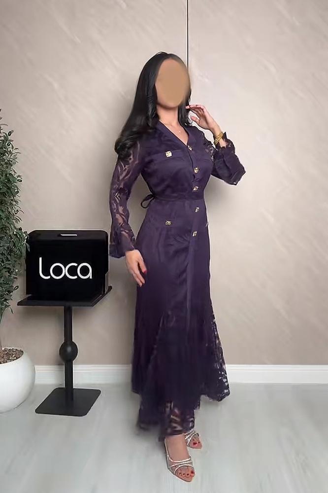 فستان بنفسجي بأكمام طويلة وأزرار أمامية