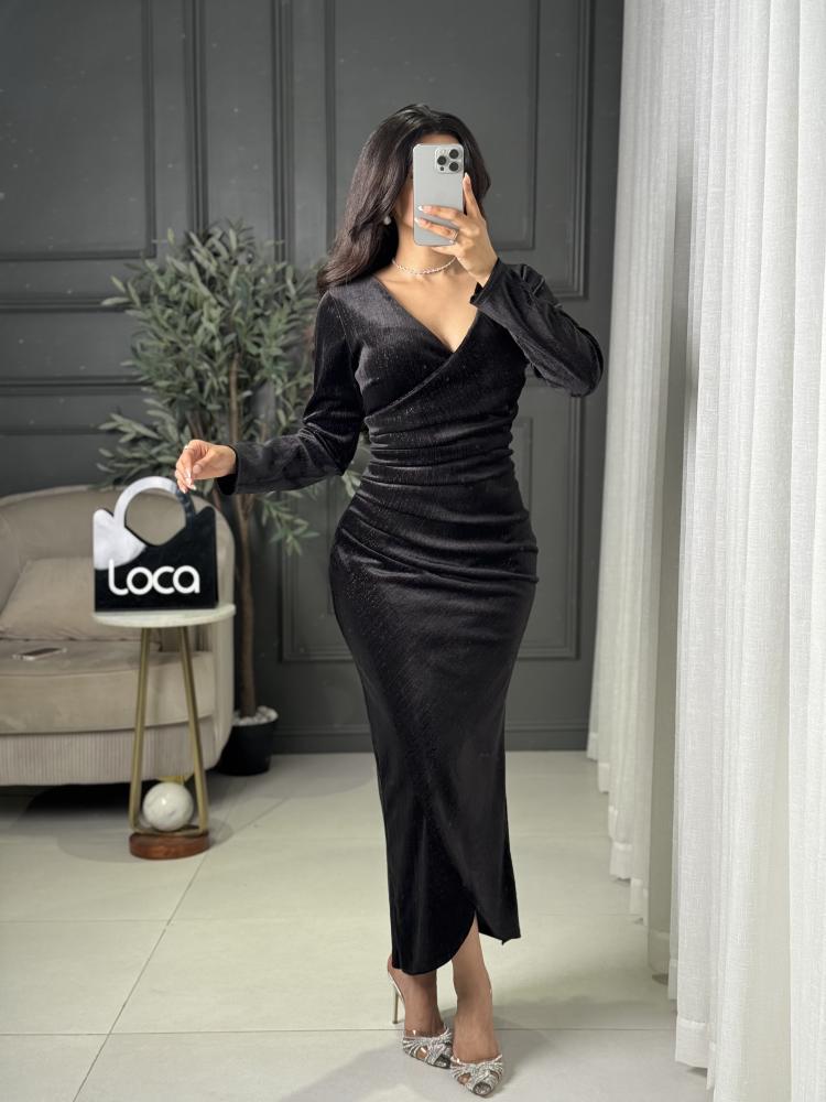 Soft dress in black color from Luca