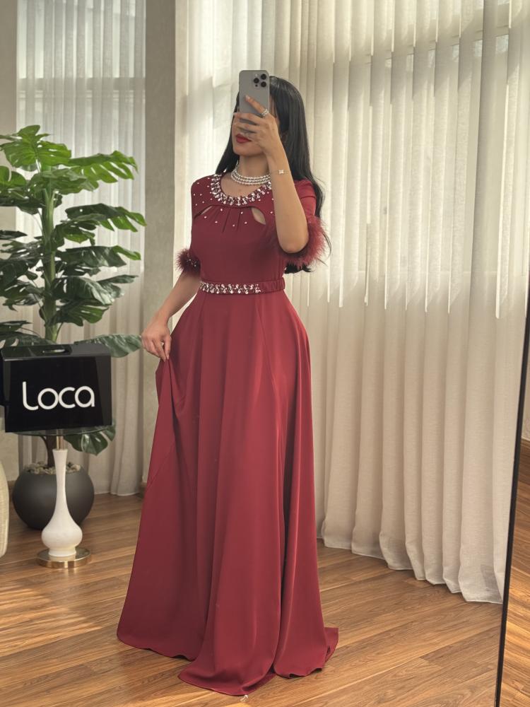 Evening dress with an elegant design
