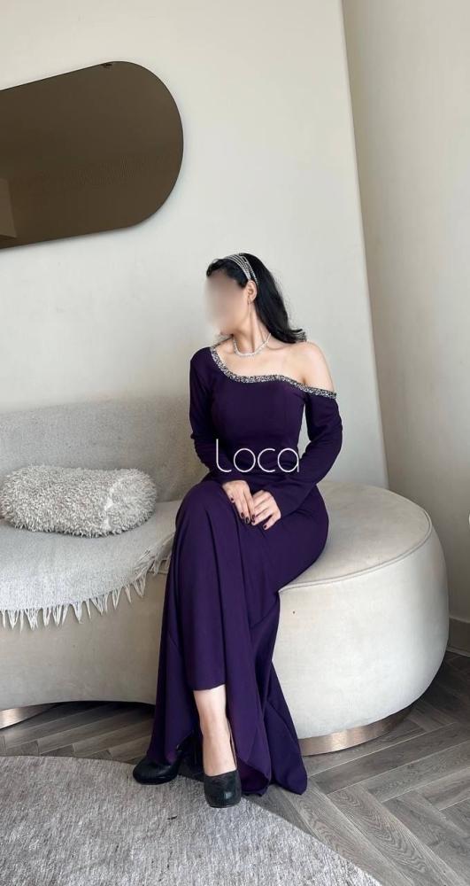 فستان ناعم موف كريب مميز بتطريز انيق