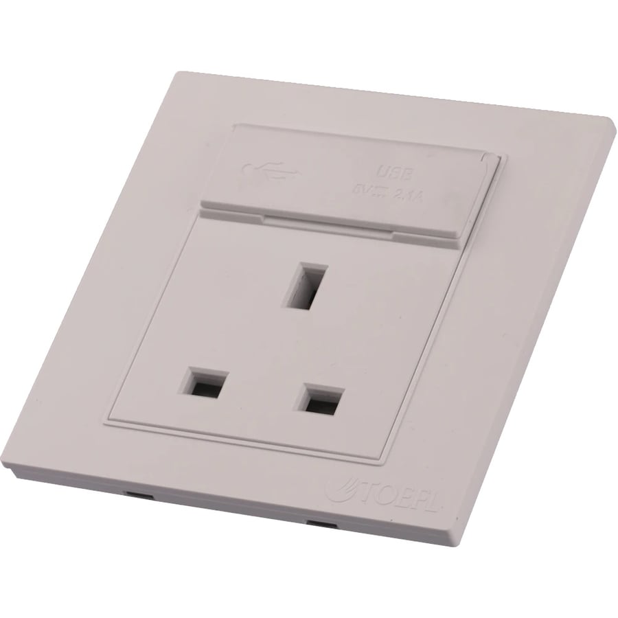 فيش ثلاثي مع منفذ يو اس بي USB مع تايب سي TYPE-C لون ابيض ساده توفل