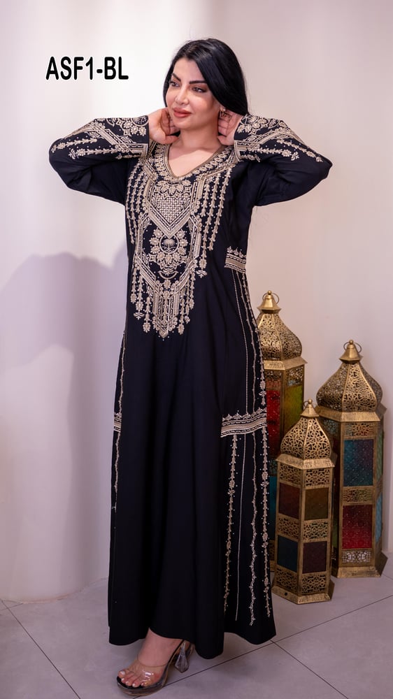 جلابيه عسيري تطريز سيفين ونخله