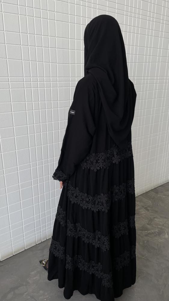 عباية ورد دبل كلوش كرب ملكي بطبقات