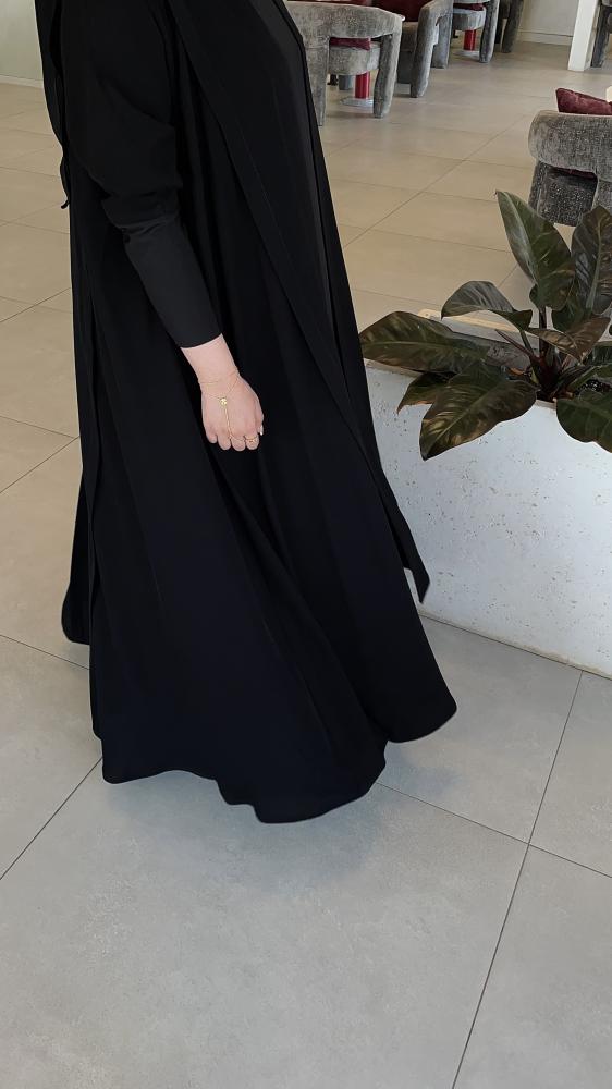 عباية ديالا تربل كلوش كريب ملكي