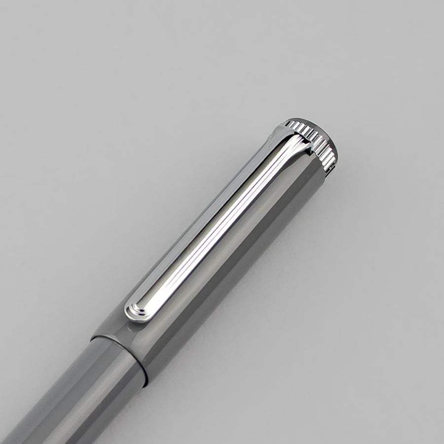 Pen "Wahaj Al-Fidda" – Elegant design and attractive shine