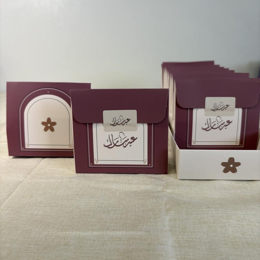 بكج العيد 12 تعليقات للجوال الوان و اشكال عشوائية