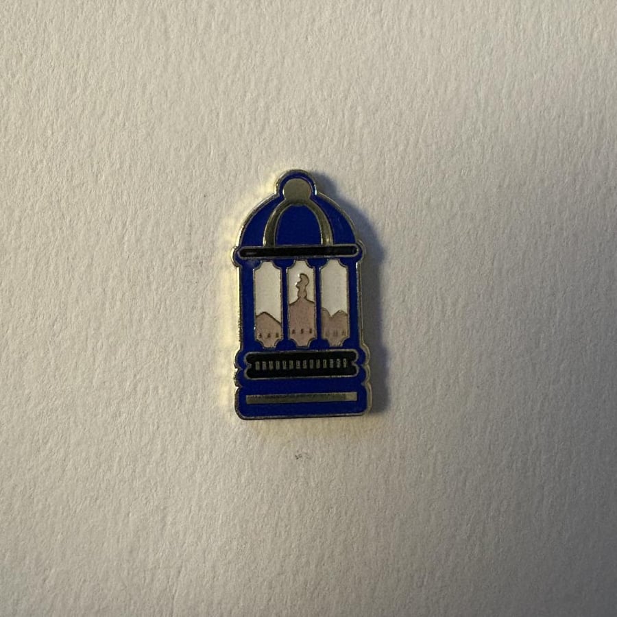Metallic lantern stickers