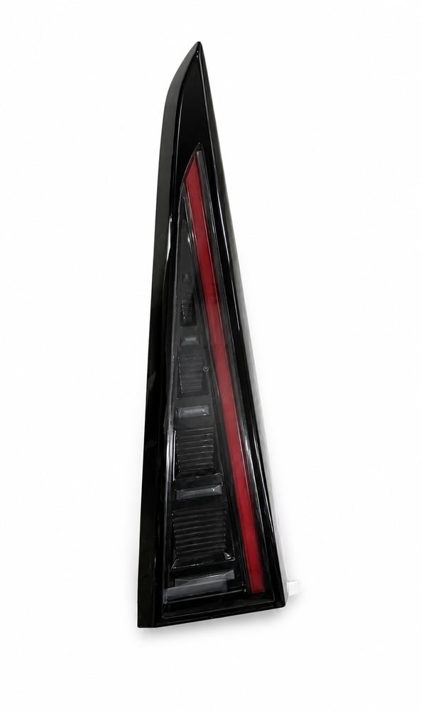 صورة اصطب خلفي شنطة يمين EADO 2025 Carvek