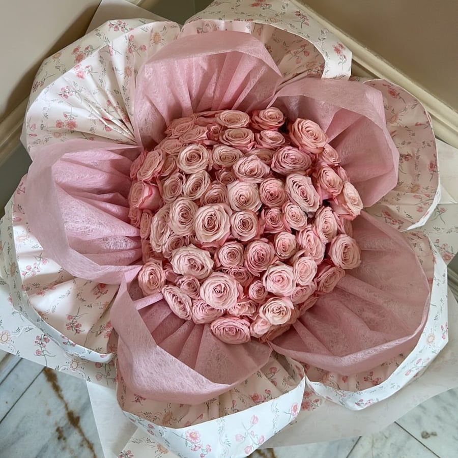 بوكيه سبري روز  / Spray Rose Birds Nest