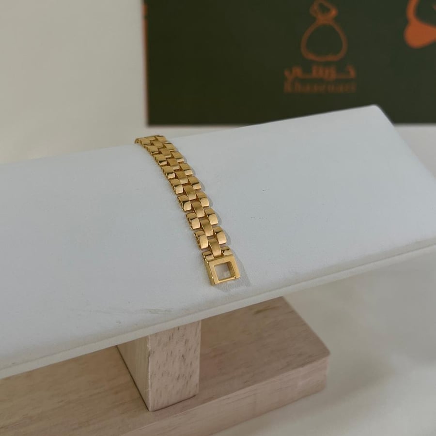 سوارة عيار 21