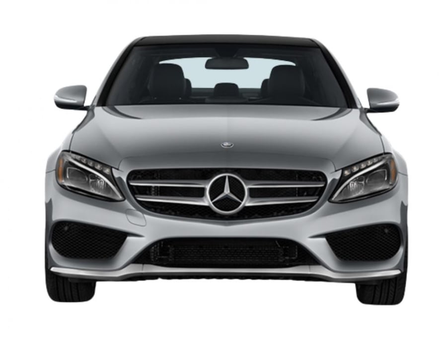 صدام أمامي كامل مع شبك علوي لمرسيدس C-Class  (موديلات 2019 – 2021)