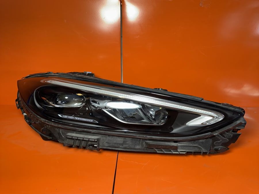 Mercedes Headlamp 2023
