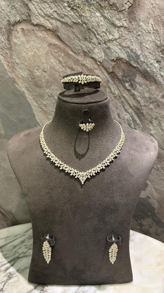 طقم تصميم الماس